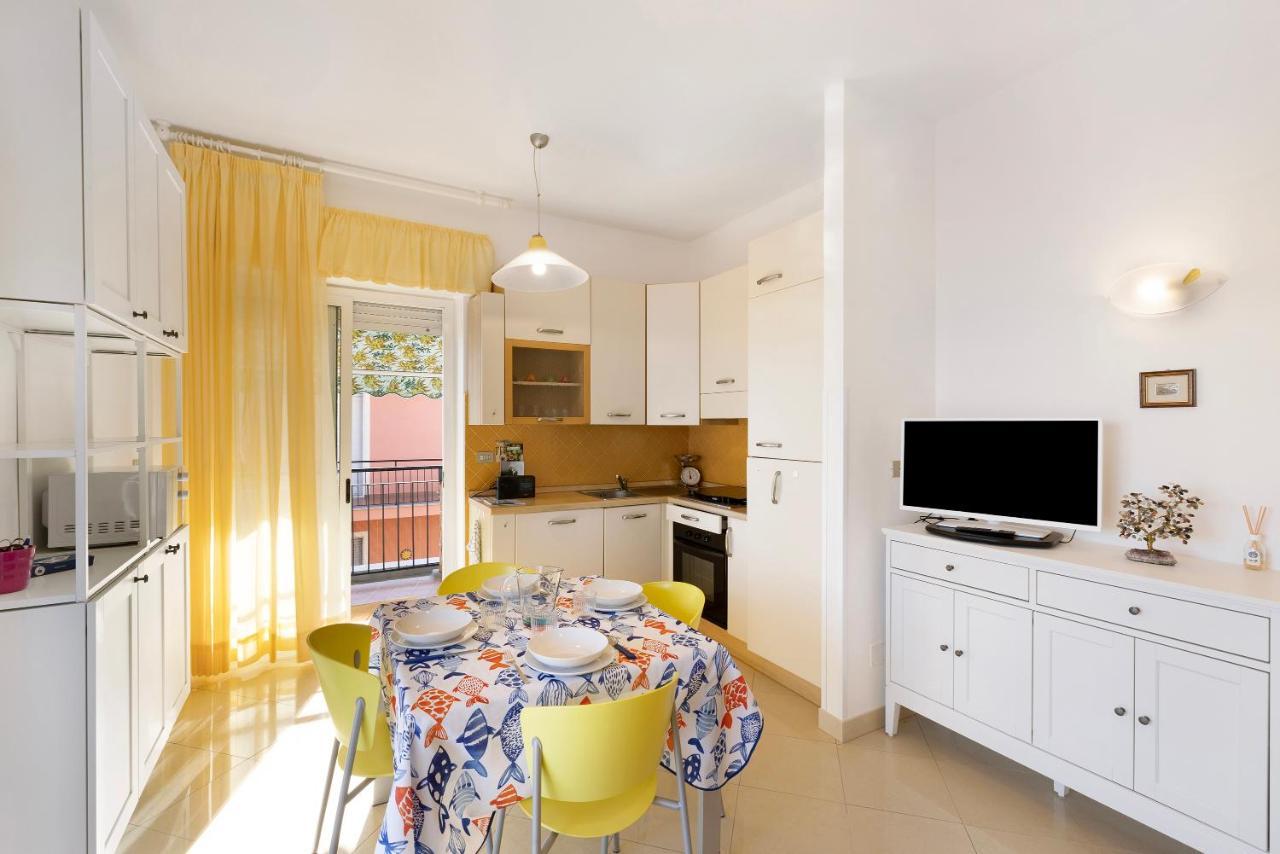 Apartament Attico Cielo E Mare Spotorno Zewnętrze zdjęcie