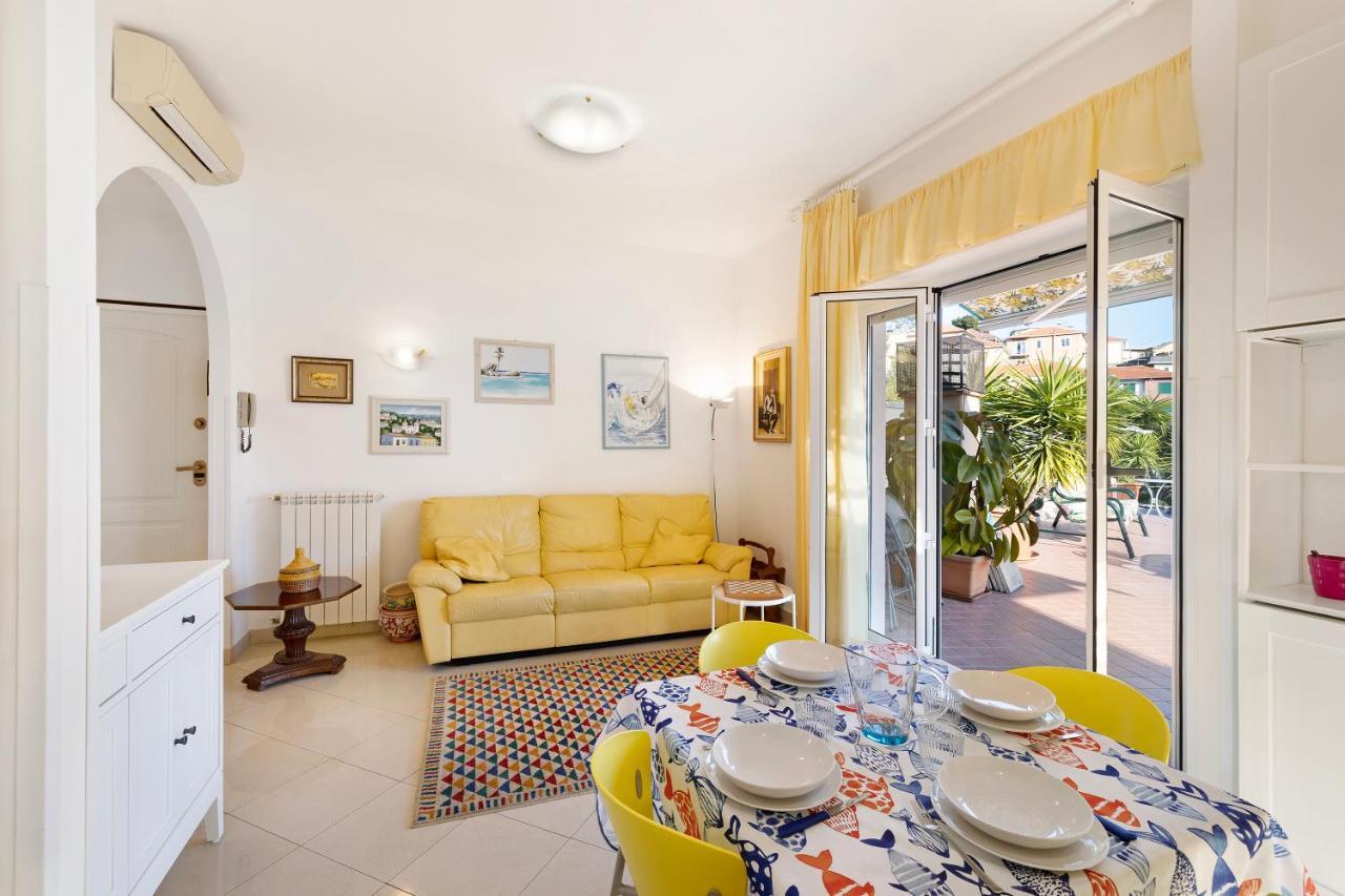 Apartament Attico Cielo E Mare Spotorno Zewnętrze zdjęcie