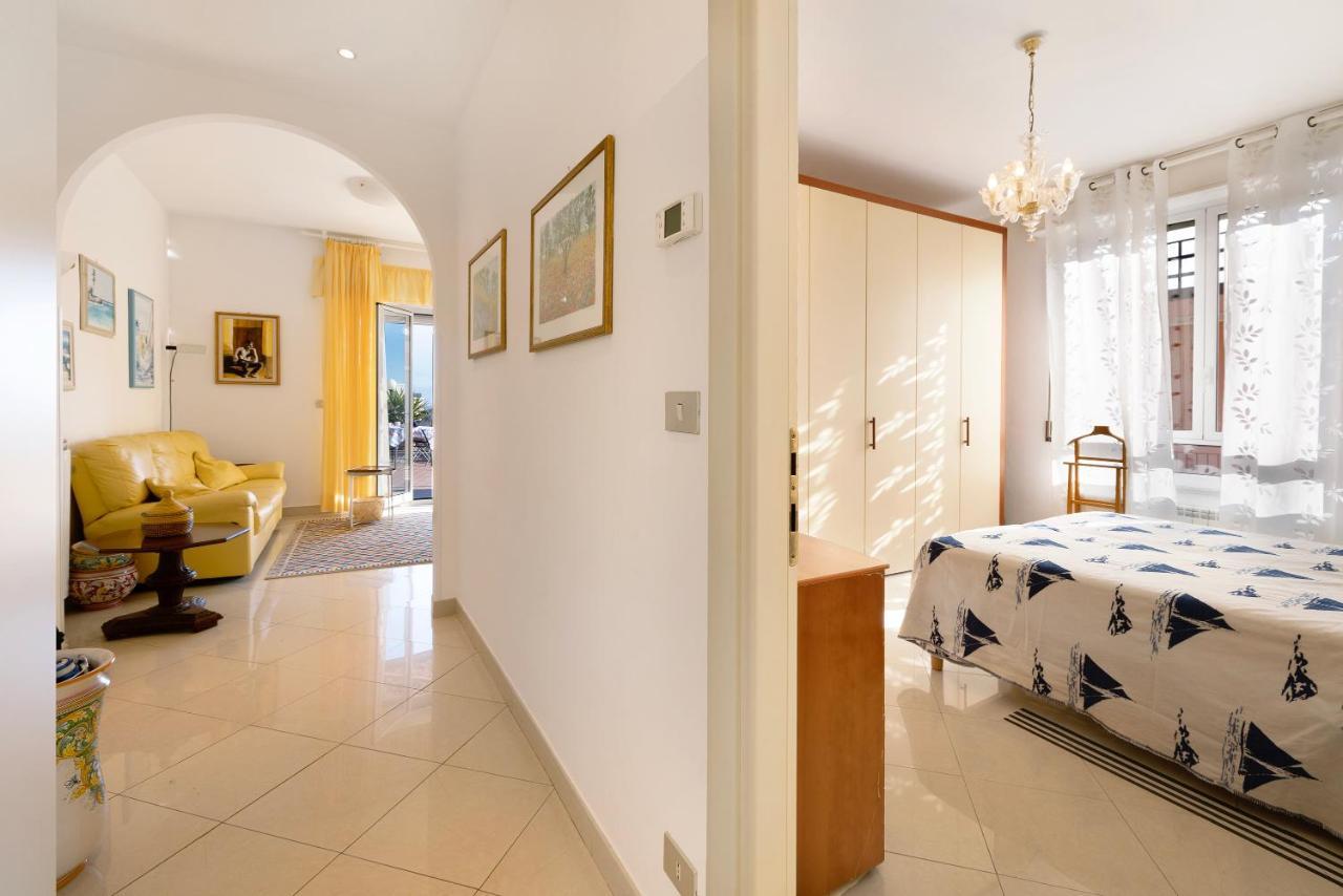 Apartament Attico Cielo E Mare Spotorno Zewnętrze zdjęcie